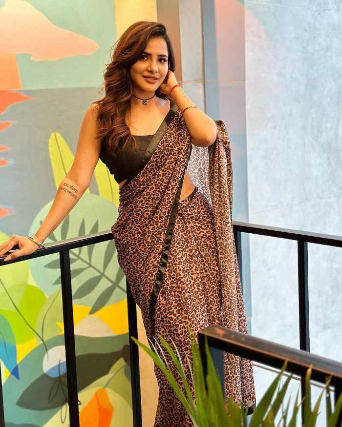 ashu reddy_teluguvox 4